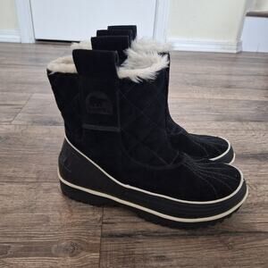 Sorel Tivoli black suede pull on waterproof lined winter boots fits as women's 9